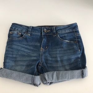 Cute jean shorts